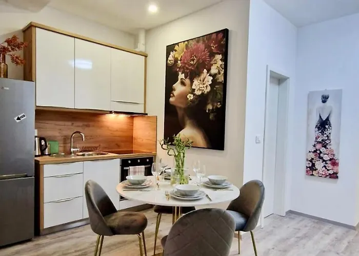 Cozy W Free Parking 아파트 *